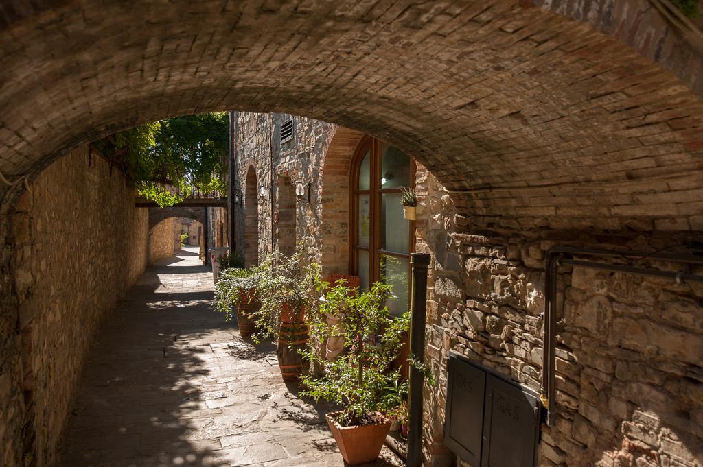 San Donato in Poggio Palazzo Malaspina B&B المظهر الخارجي الصورة